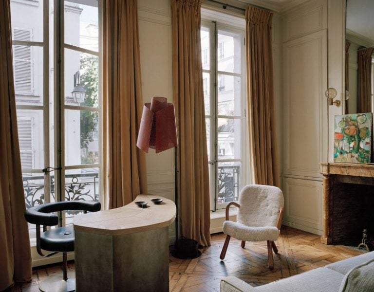 Pierre Yovanovitch Invites You Inside His Parisian Apartment_5 pierre yovanovitch Pierre Yovanovitch Invites You Inside His Parisian Apartment Pierre Yovanovitch Invites You Inside His Parisian Apartment 5