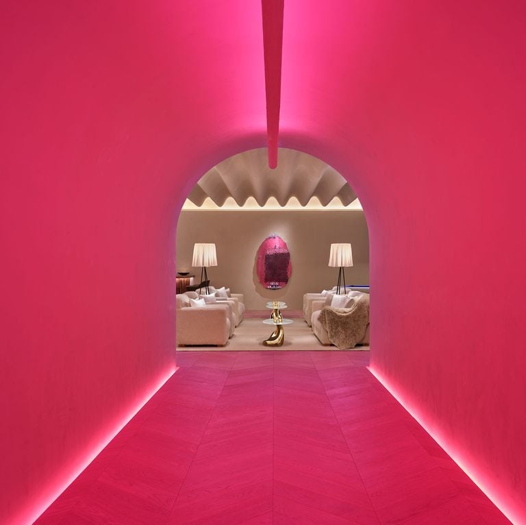 best-new-hotels-in-the-world-2022-ebmadeb-1124449-baroque-portico-hallway-high-1658781323 best-new-hotels-in-the-world-2022-ebmadeb-1124449-baroque-portico-hallway-high-1658781323 new hotels The 12 Best New Hotels In The World best new hotels in the world 2022 ebmadeb 1124449 baroque portico hallway high 1658781323