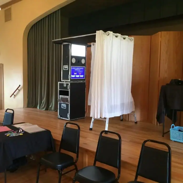 Enclosed Photo Booth Rental Grand Rapids Michigan