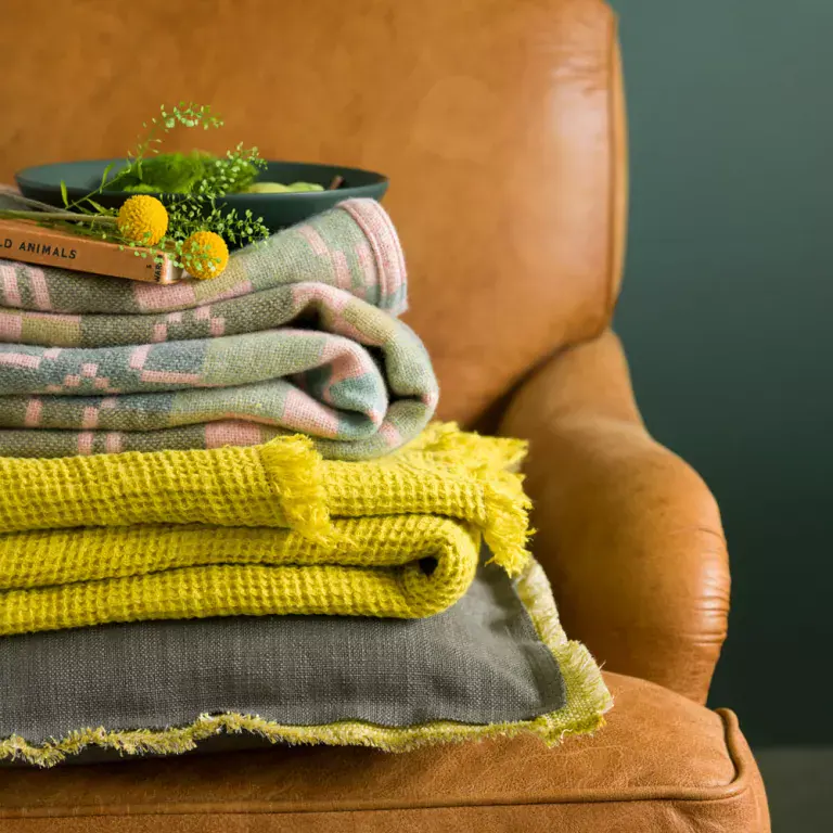 15 15 home decor 20 Easy Ways To Make Your Home Decor Feel Cozy For The Winter 15