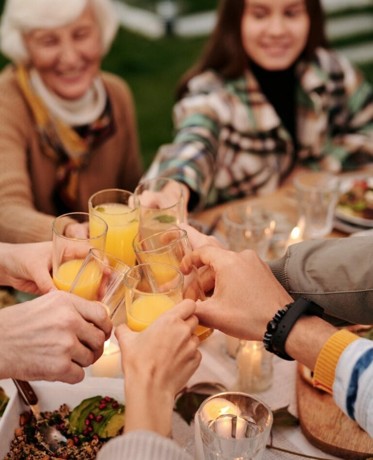 Read more about the article Reimagine Family Reunions and Embrace New Trends: Reasons to Book yours at a Venue!