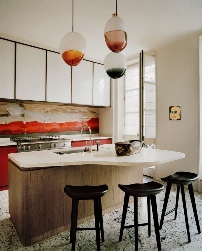 Pierre Yovanovitch Invites You Inside His Parisian Apartment_8 pierre yovanovitch Pierre Yovanovitch Invites You Inside His Parisian Apartment Pierre Yovanovitch Invites You Inside His Parisian Apartment 8