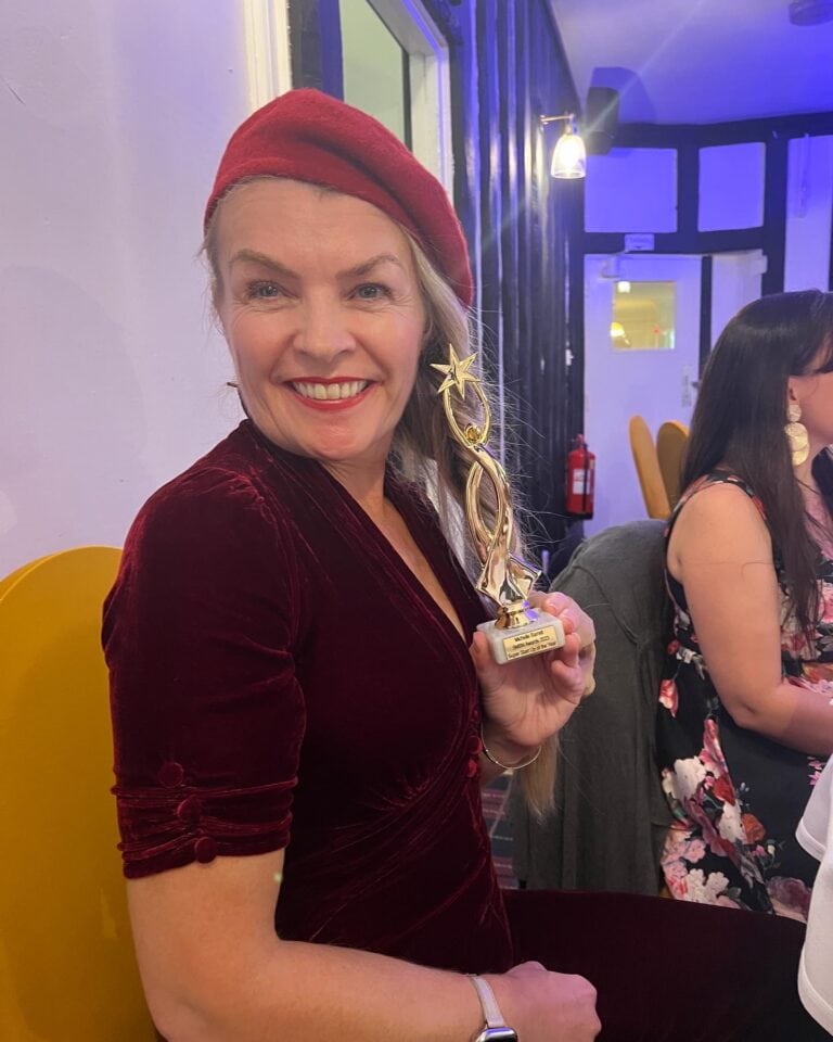 Brighton Based personal Stylist Michelle Barrett receiving an award for personal styling