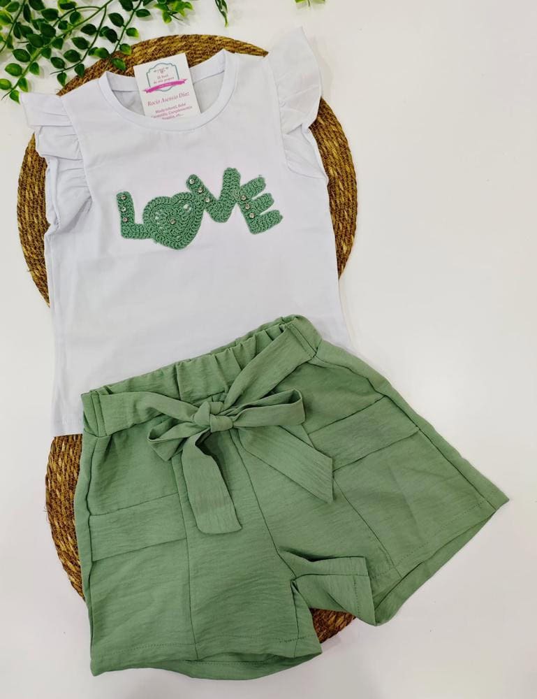 Pantalón fluido con camiseta algodón Love Crochet