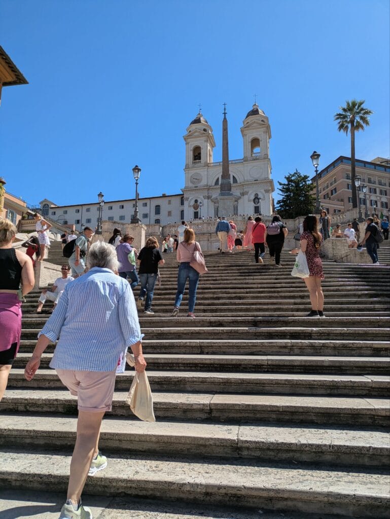 イタリア女一人旅/HISツアー/ローマ市内観光/スペイン広場