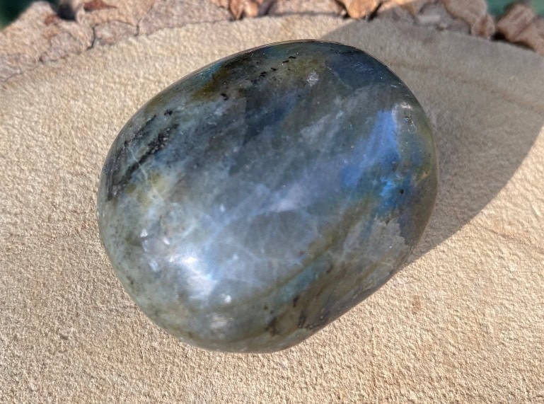 Spiral Crystals UK - Labradorite Tumbestone Large