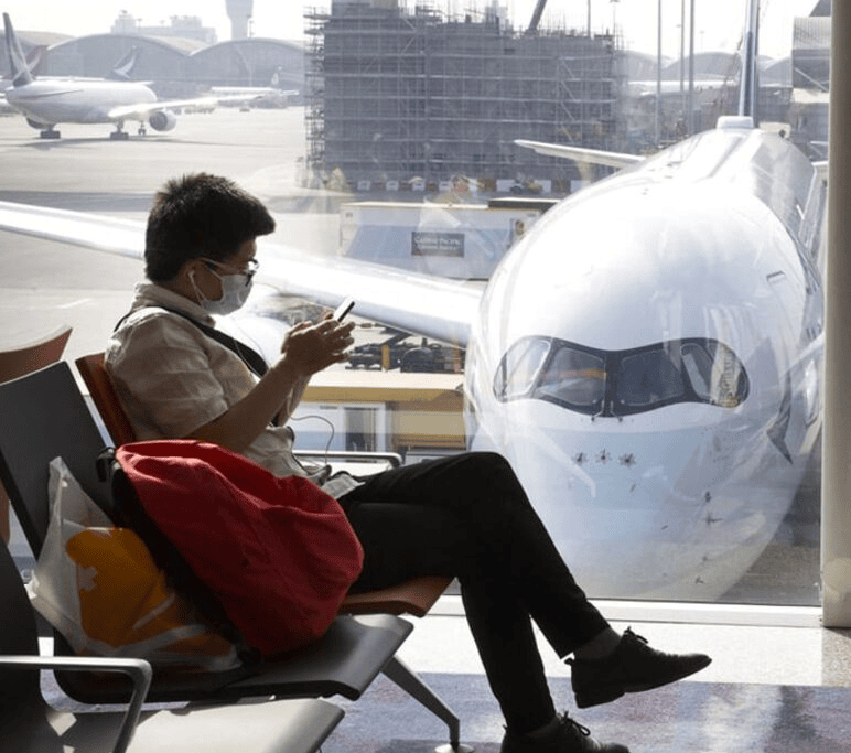 COVID-19: New rules on wearing protective face coverings on planes