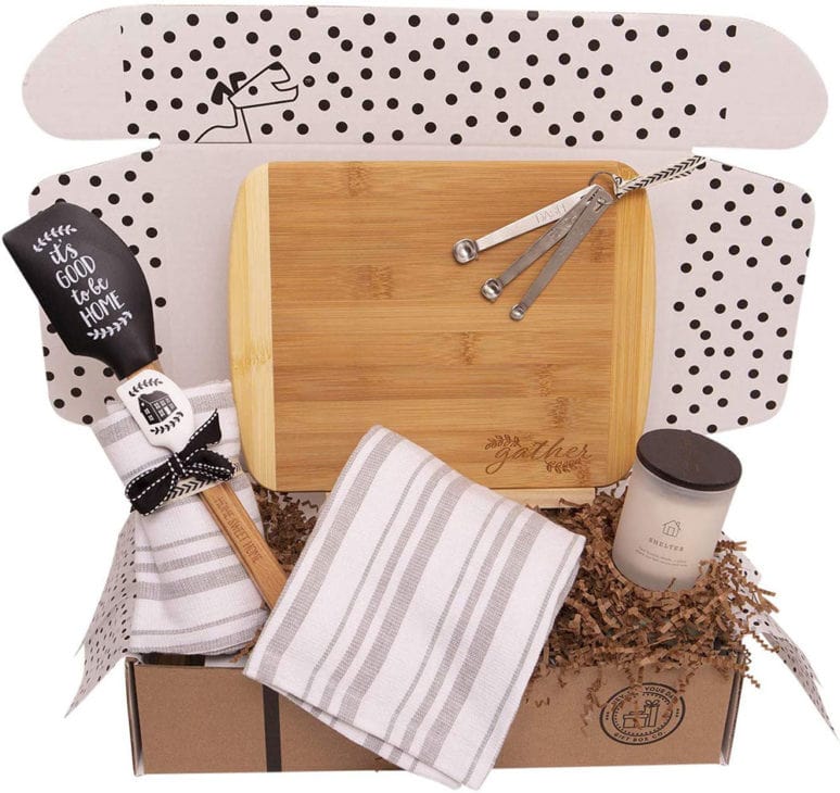 Green Your Home Gift Basket Ideas for Spring Cleaning & Homewarming