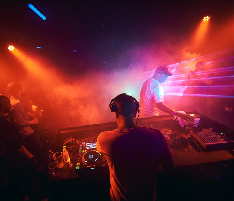 Live DJ performance at P7 Arena, Media One Hotel, with an electrifying atmosphere and vibrant lighting effects. Live DJ performance at P7 Arena, Media One Hotel, with an electrifying atmosphere and vibrant lighting effects.