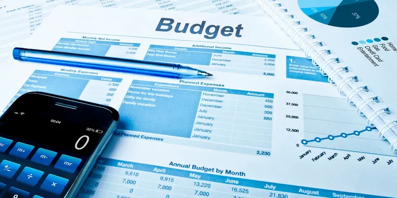 Accounting &
Bookkeeping Services