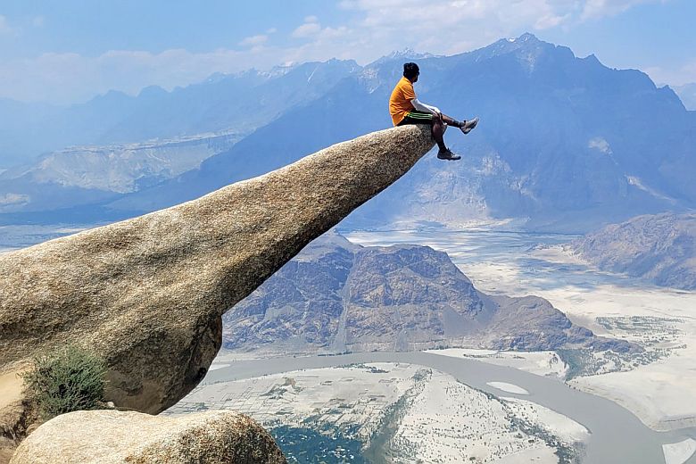 Kilátás a Marsur-szikláról Pakisztánban