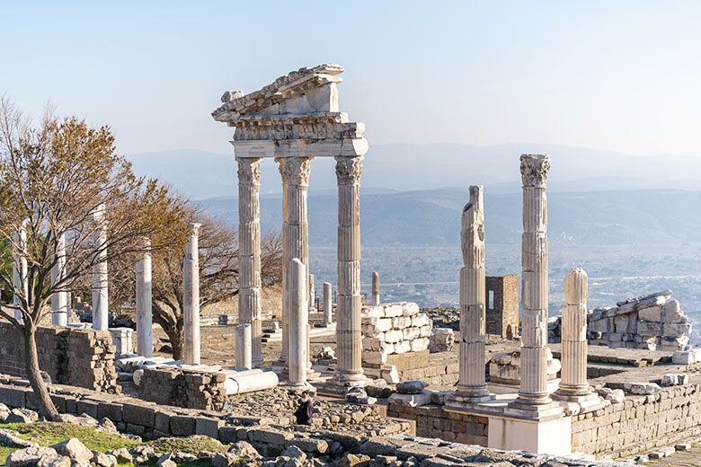 Pergamon ókori romjai Izmir közelében, a hét gyülekezet zarándokútjának egyik állomása Törökországban