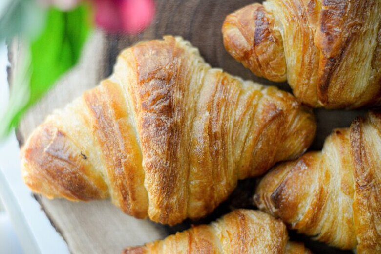 Croissant baking guide