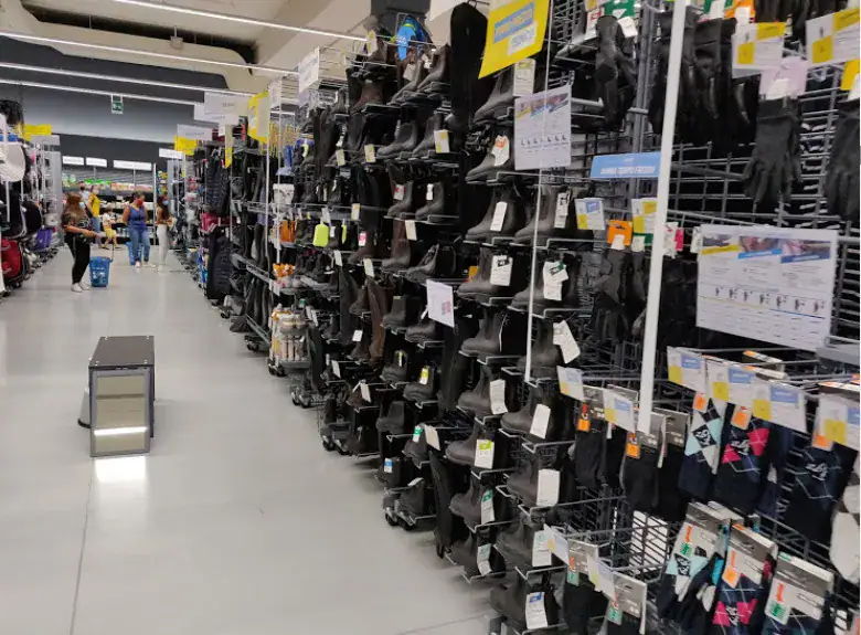 Decathlon Cagliari Pavimenti in resina customizzati