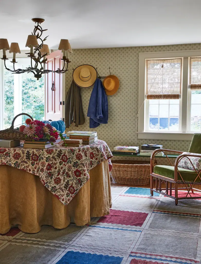 entryway decor ideas 42 Entryway Decor Ideas For A Fantastic First Impression 39 782x1024