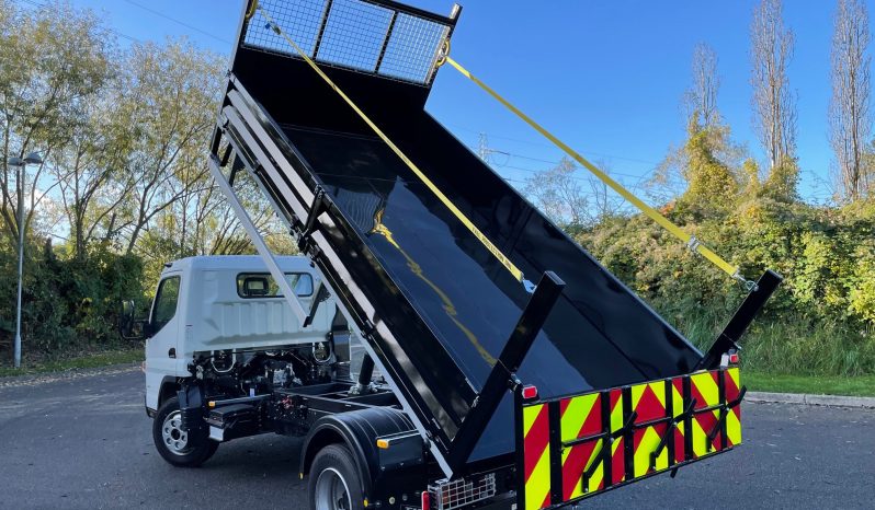 FUSO CANTER 7C TARMAC TIPPER