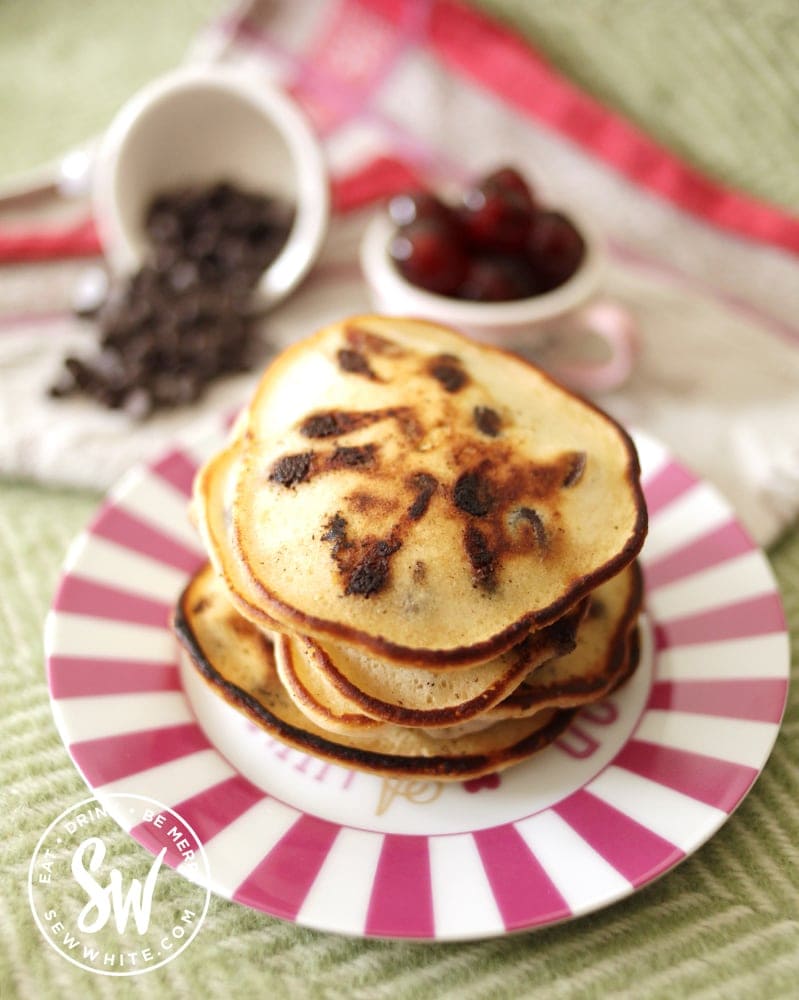 How to make black forest pancakes.