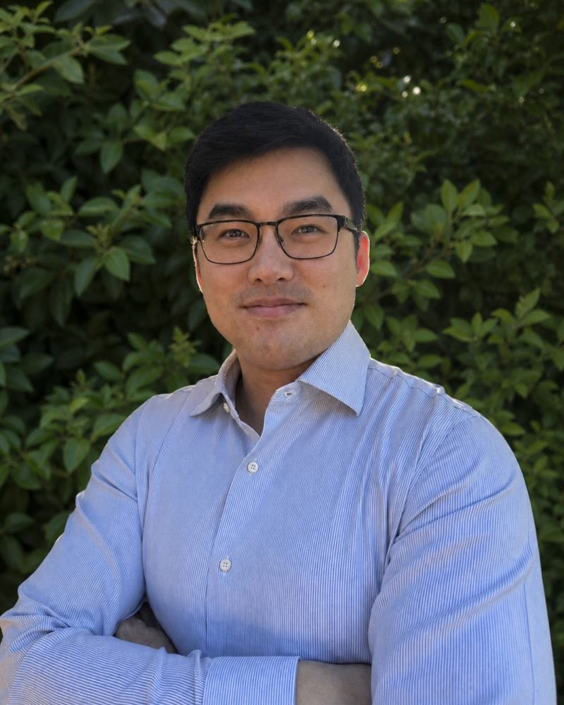 John Kang, Physiotherapist at Healthroos