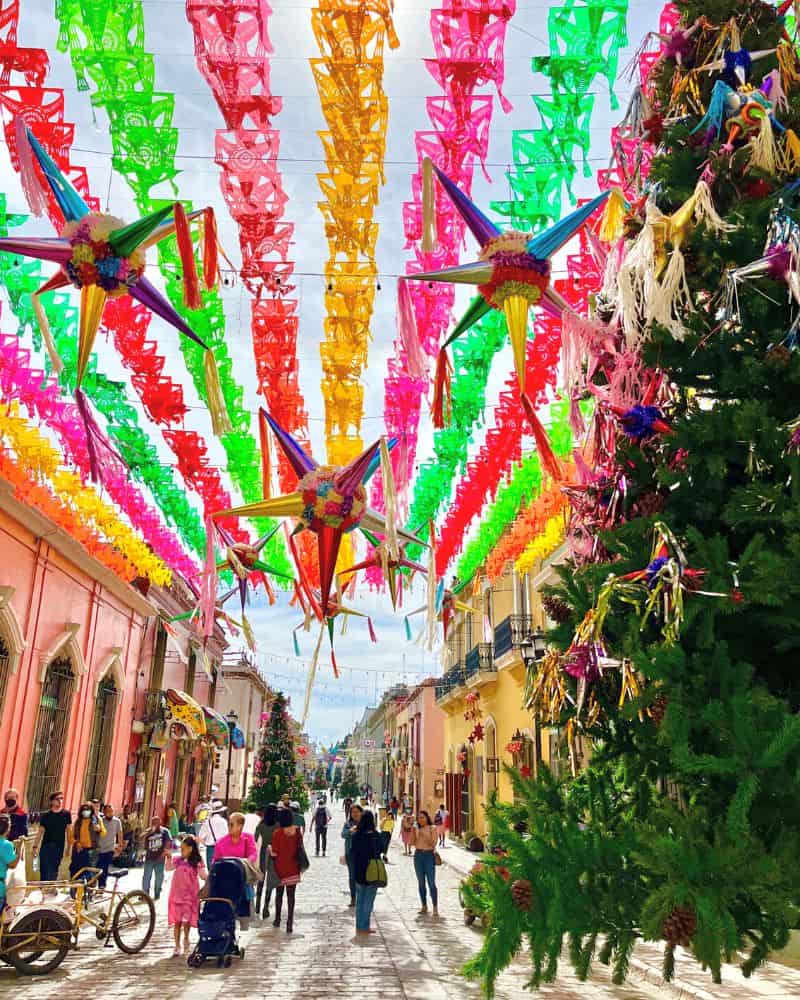 street decorations for christmas in oaxaca mexico