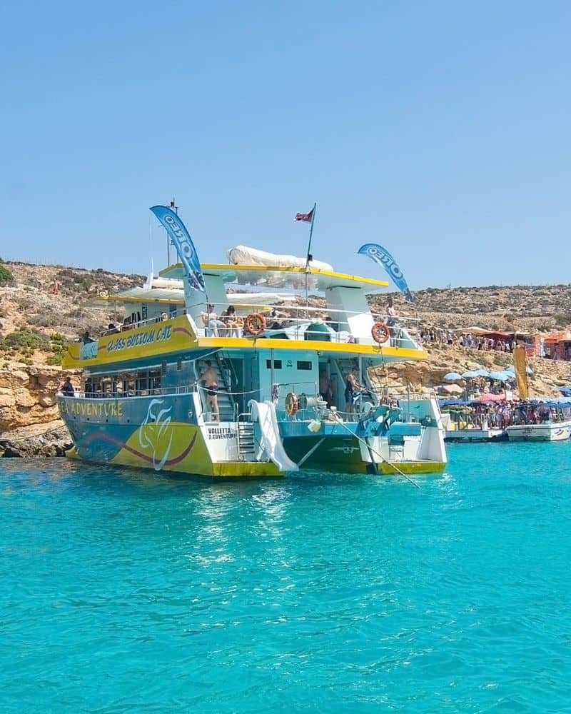 catamaran boat tour in huatulco mexico