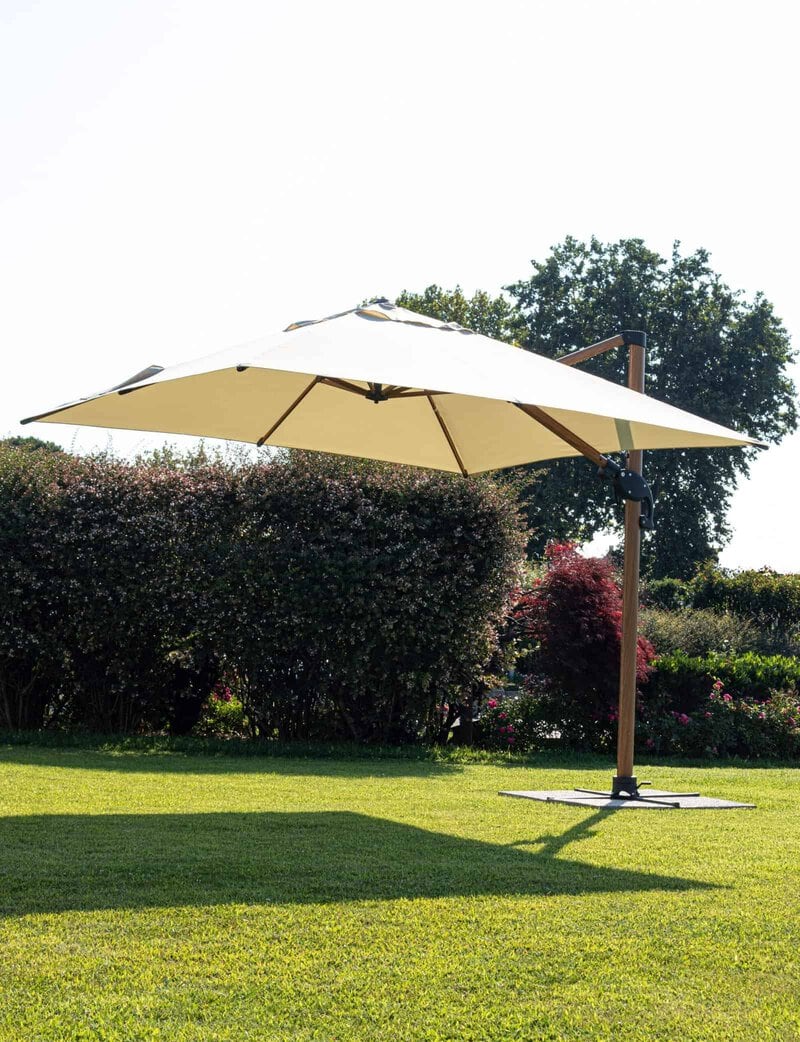 Parasole da giardino, copertura ombreggiante resistente, ideale per patio e terrazze.