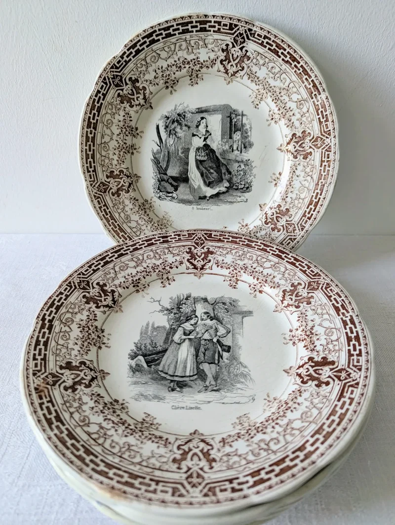 Ensemble d’assiettes romantiques Sarreguemines XIXe