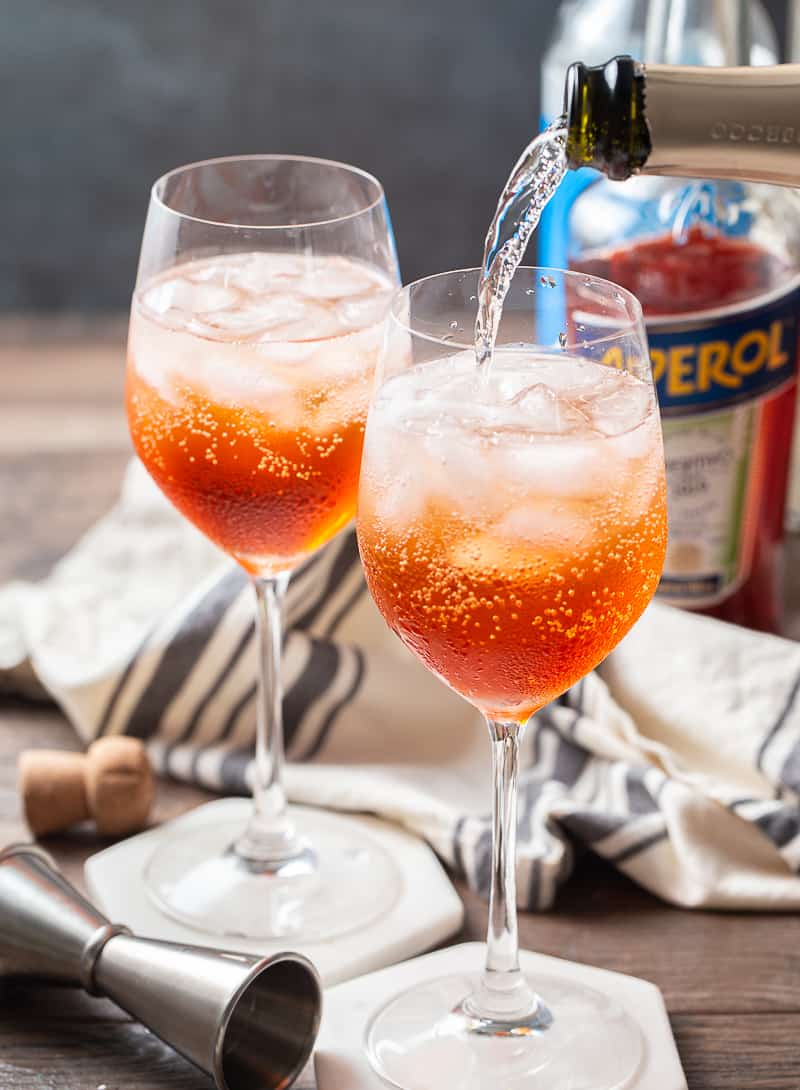 How to make an aperol spritz