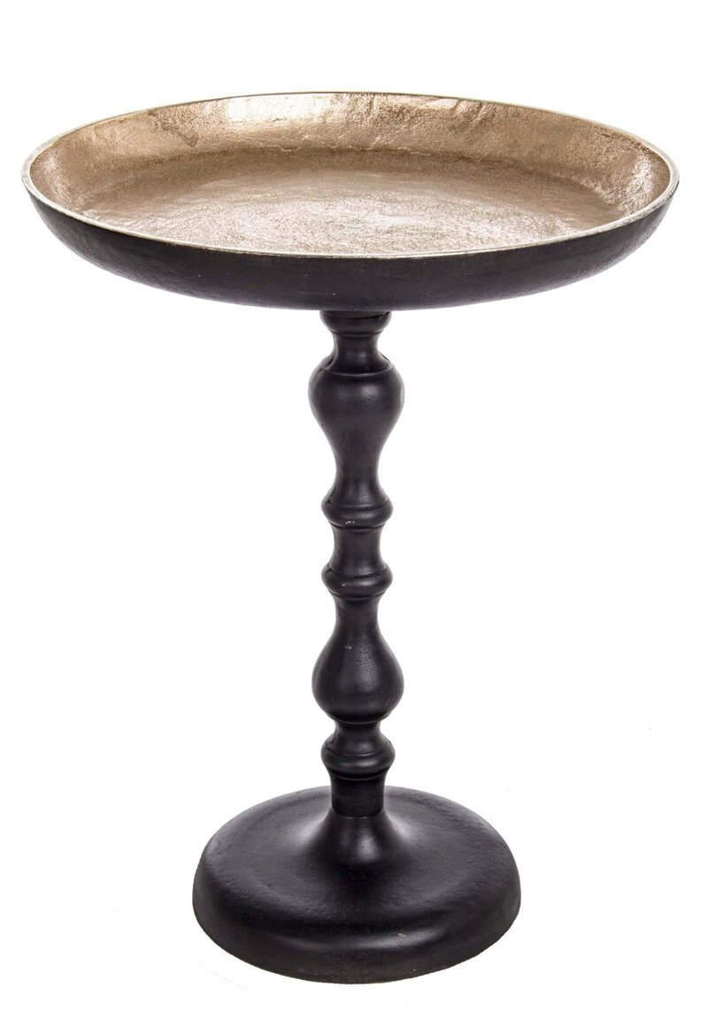 Fioriera in metallo antico con base nera, elegante e resistente, perfetta per decorazioni di interni ed esterni.