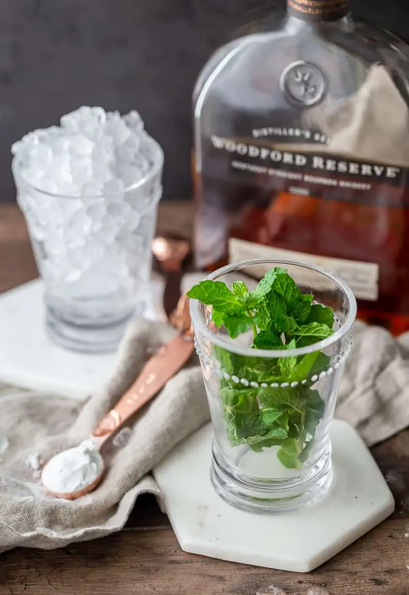 Ingredients for Classic Mint Julep