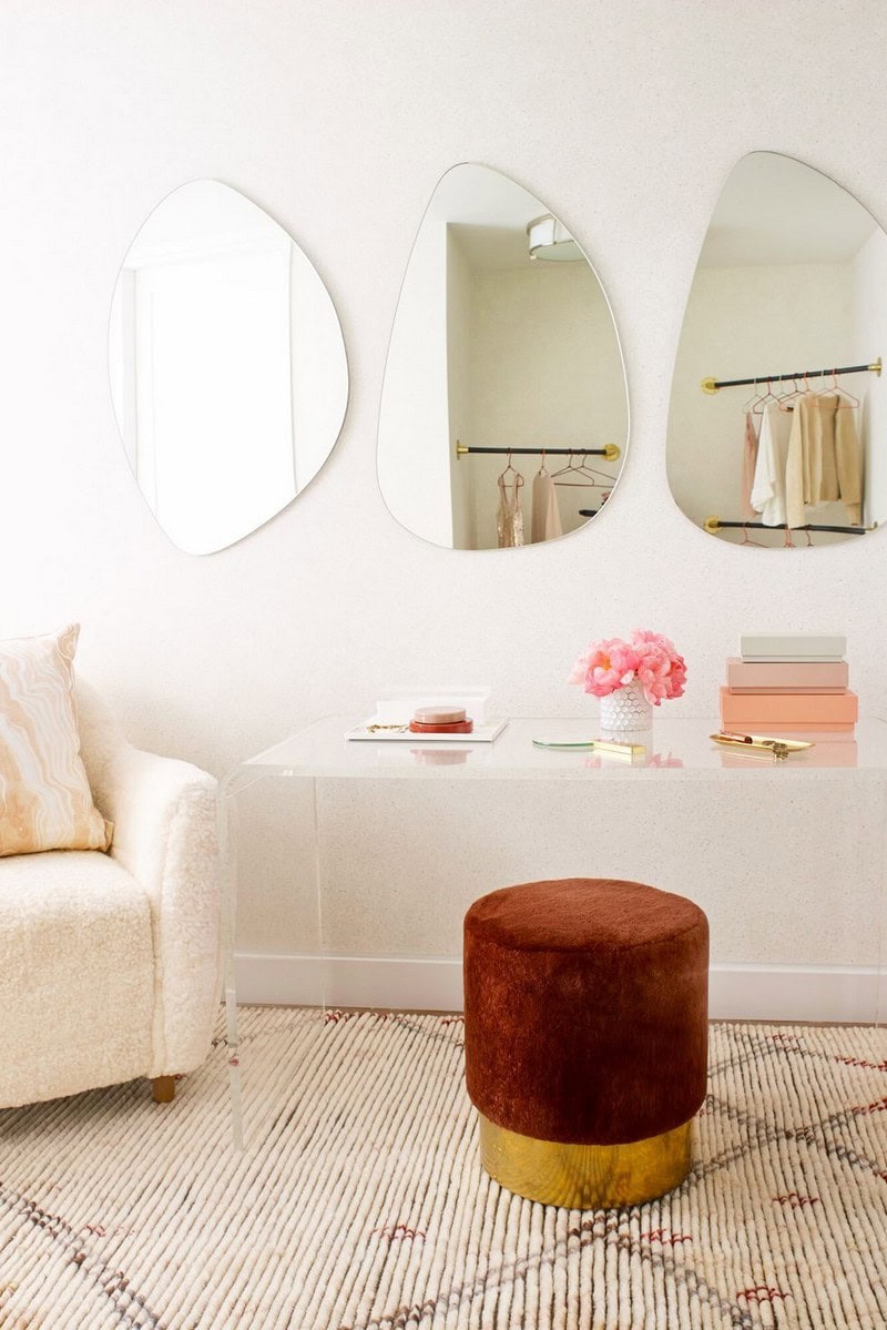 Looking-For-Improve-Your-Bedroom-Decor-These-Top-Vanity-Design-Ideas-Might-Be-The-Answer-3 Looking-For-Improve-Your-Bedroom-Decor-These-Top-Vanity-Design-Ideas-Might-Be-The-Answer-3 Looking For Improve Your Bedroom Decor? These Top Vanity Design Ideas Might Be The Answer! vanity design Looking For Improve Your Bedroom Decor? These Top Vanity Design Ideas Might Be The Answer! Looking For Improve Your Bedroom Decor These Top Vanity Design Ideas Might Be The Answer 3