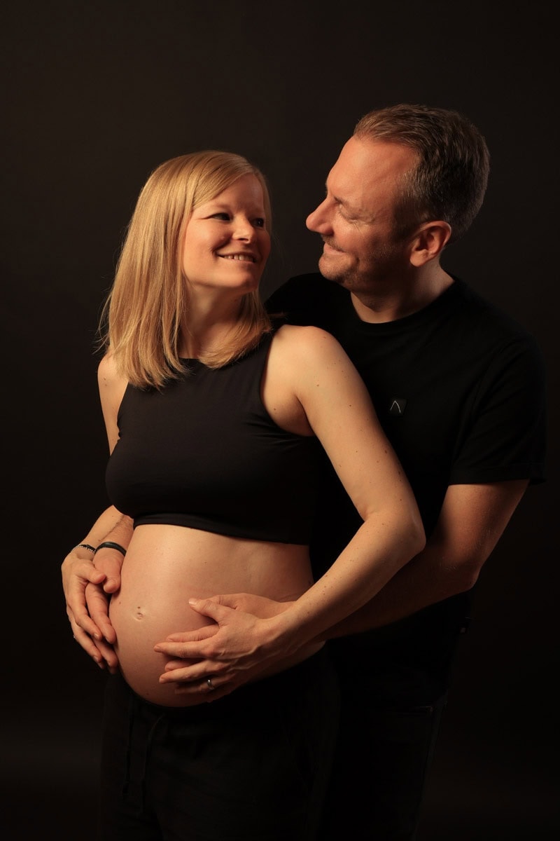 schwangerschaftsfotos stuttgart babybauchbilder fotograf fotostudio