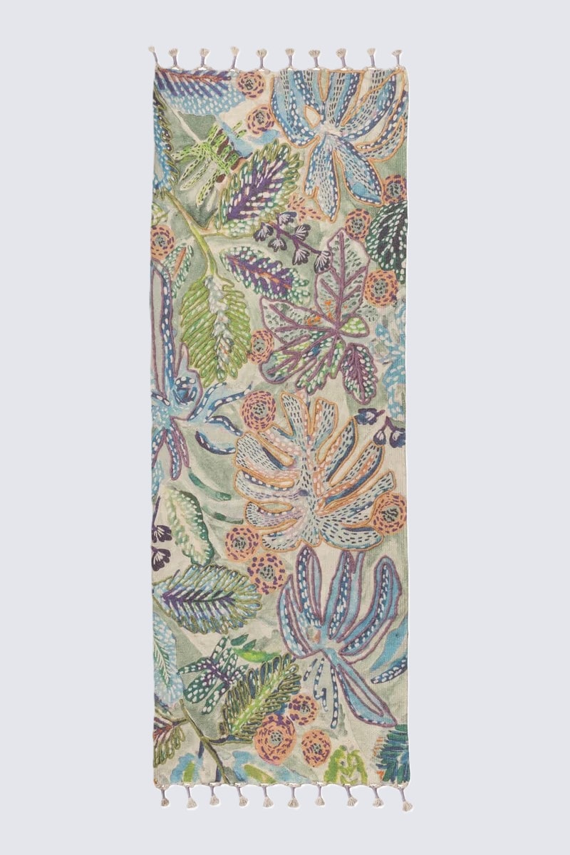 Alfombra Botanic Twist fondo menta 190x70 cm2 color