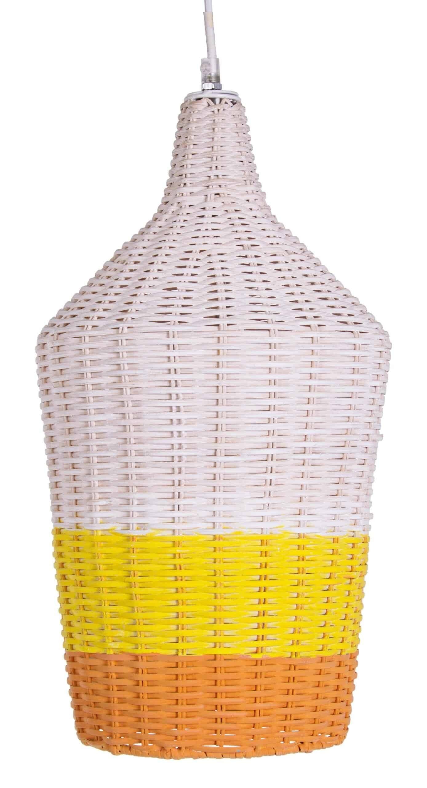 Luce decorativa in vimini multicolore, perfetta per ambienti estivi e rustici. Design elegante e materiali naturali.