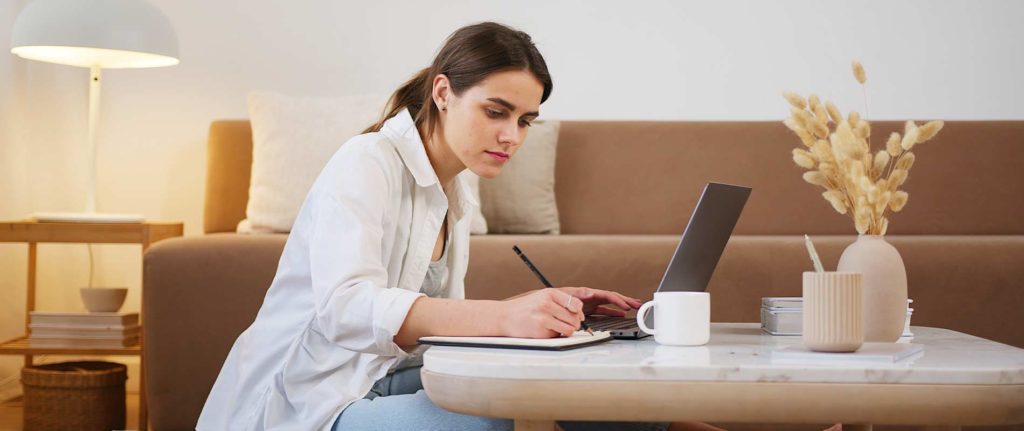 Copywriter trabajando