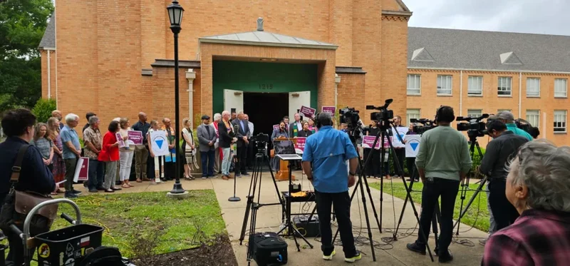 Interfaith Clergy Respond to Unjust Deportations in North Texas