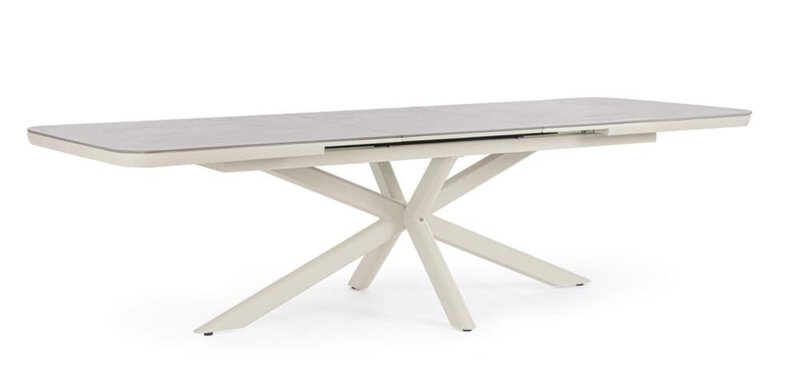 Tavolo da giardino in legno con design elegante e moderno, perfetto per esterni.