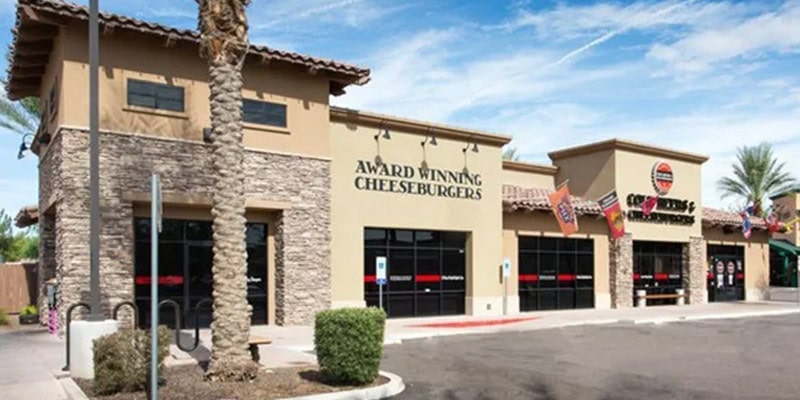 Chandler Cold Beers & Cheeseburgers