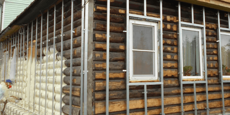 Чем лучше обшить деревянный дом снаружи дешево и красиво