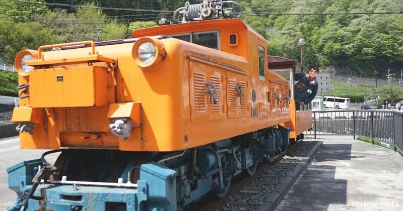 宇奈月駅前トロッコ広場