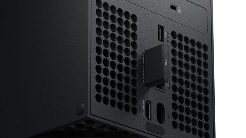 Разница между PS5 и Xbox Series X. Какую консоль выбрать? 6 Карта расширения памяти Xbox Series X