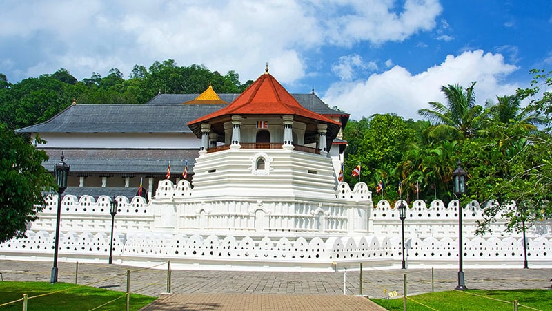 kandy temple of the tooth