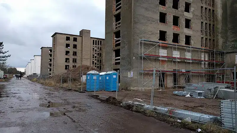 Renovierung im Seebad Prora