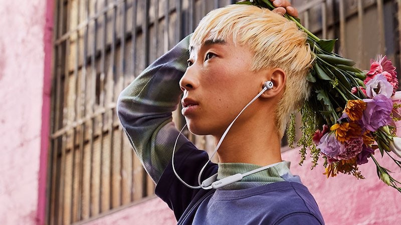 Check-and-Find-your-Beats-Headphones-or-Earphones-Serial-Number