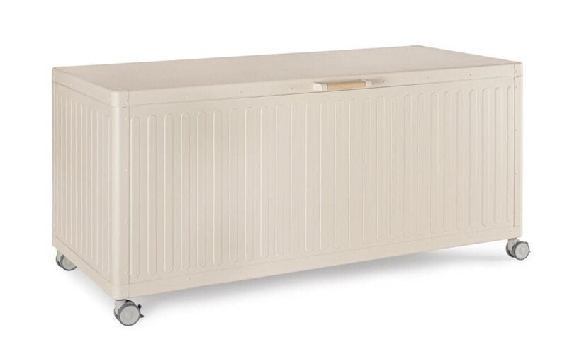 Cassapanca arredo in plastica bianca con ruote, ideale per conservare effetti personali o strumenti.
