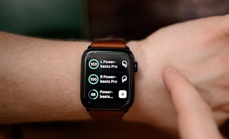 How-to-Check-the-Battery-Level-on-PowerBeats-3-PowerBeats-Pro-using-Apple-Watch
