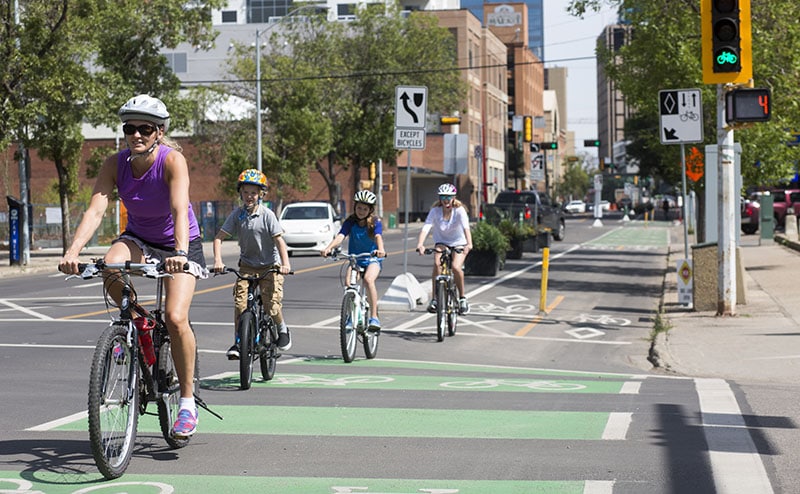 Key safety laws every cyclist should know in Edmonton