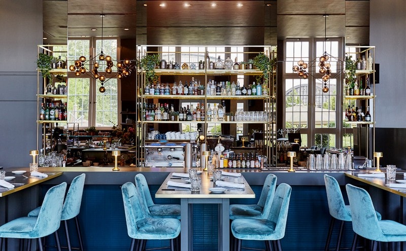 Check Decorazioni's Unique Restaurant Design That Is All About Embracing The Classic Blue Shades! decorazioni Check Decorazioni’s Unique Restaurant Design That Is All About Embracing The Classic Blue Shades! Check Decorazionis Unique Restaurant Design That Is All About Embracing The Classic Blue Shades 5