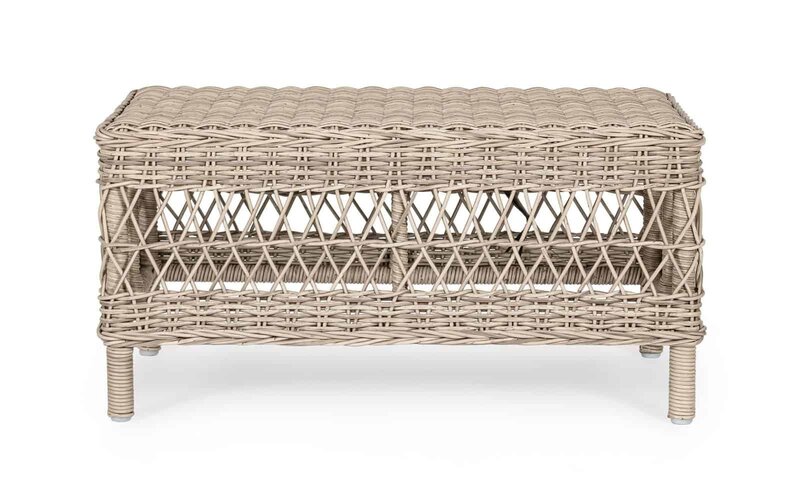 Sedia in rattan intrecciato, perfetta per arredamento esterno e giardino, stile eleganza e resistenza.