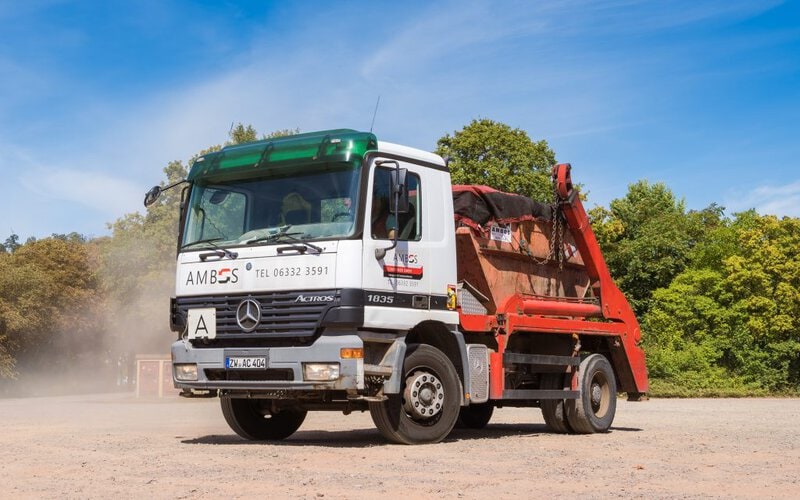 Absetzkipper der Ambos GmbH.
