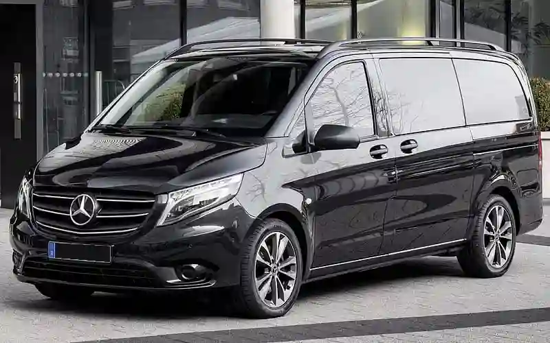 Taksi Merit Alsancak için Mercedes Vito ile konforlu transfer